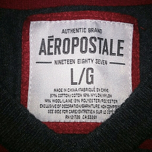 I am seeling a aeropostale jacket - Picture 2 of 3